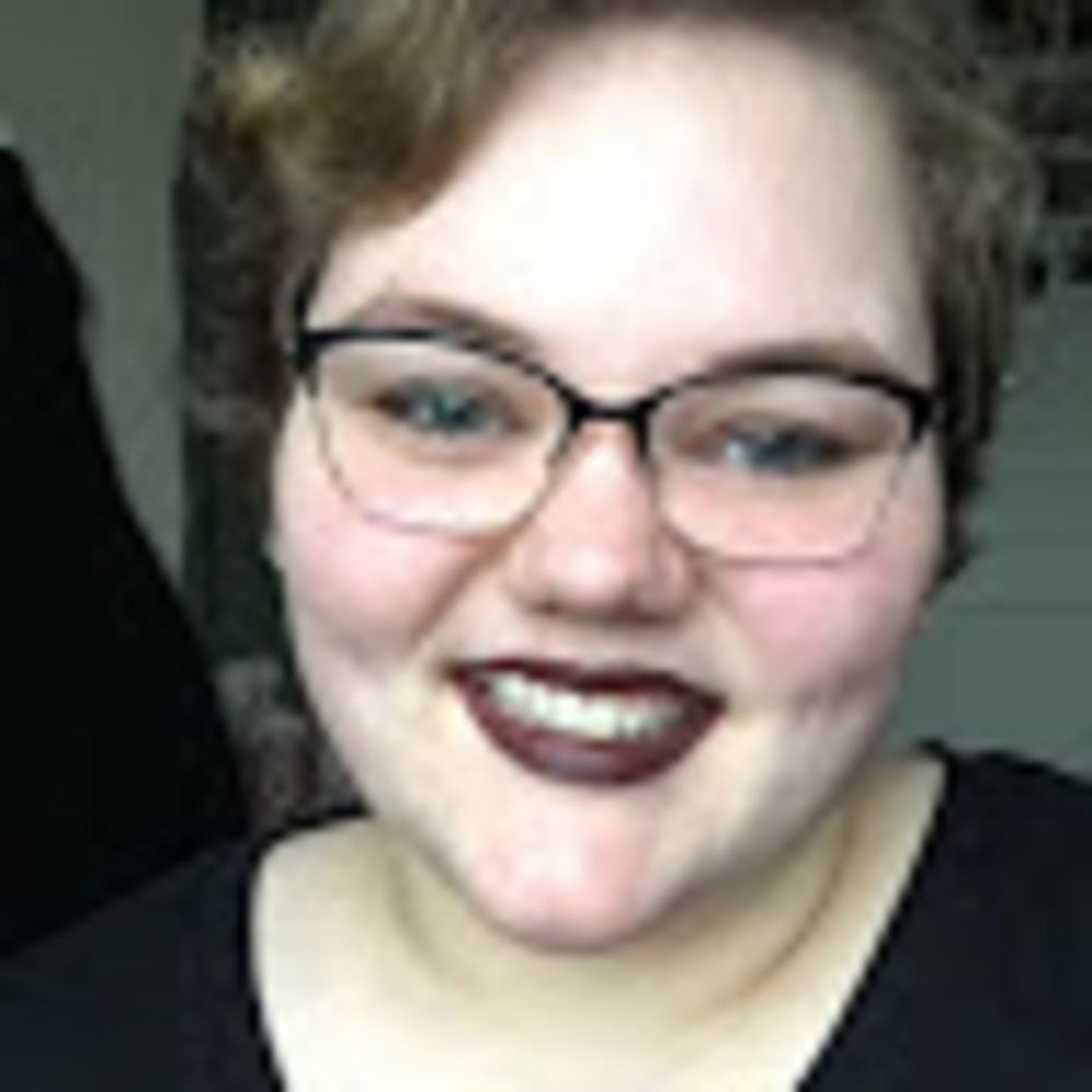 Meet your Posher, Dacota